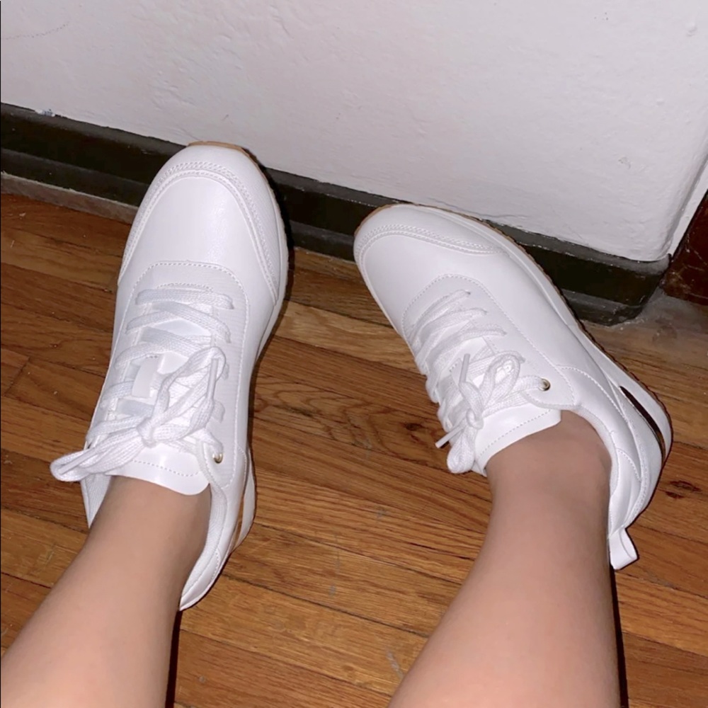 Women Sneakers